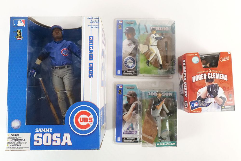 Lot 224: Lot of Mixed McFarlane MLB Action Figures
