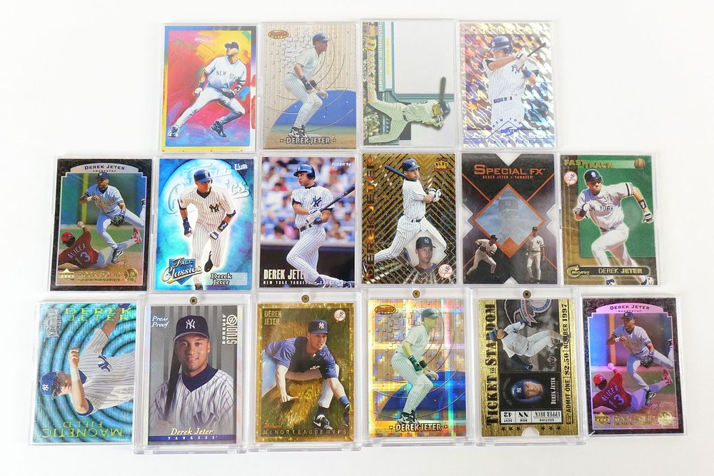 Lot 236: Lot of Derek Jeter Baseball Cards