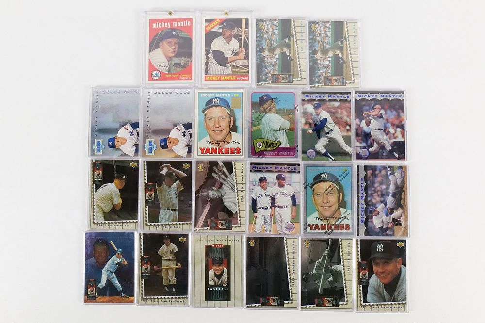 Lot 245: Lot of Mickey Mantle Reprint Baseball Cards