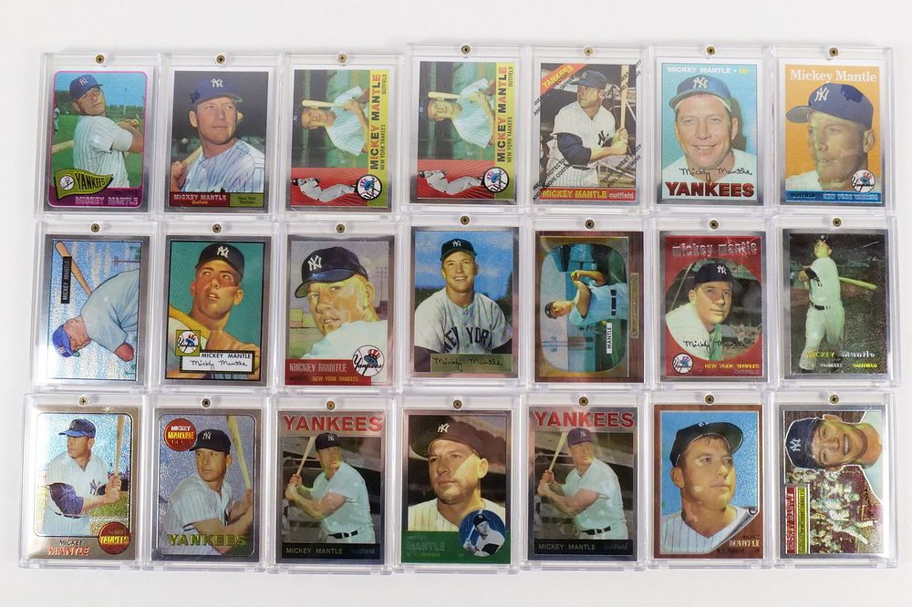 Lot 246: Mickey Mantle Commemorative Card Set #1-19