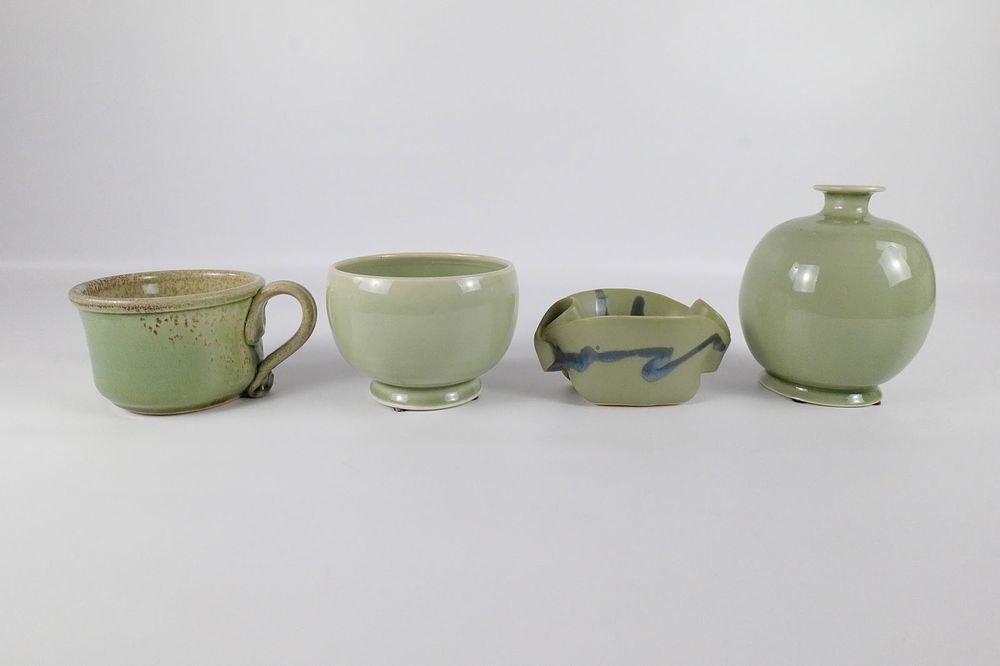 Lot 210: Lot of 3 Artist Signed Studio Art Pottery Pieces