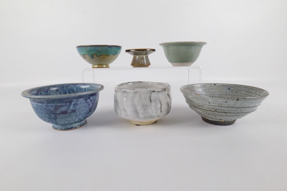 Lot 223: Lot of 6 Studio Art Pottery Pieces