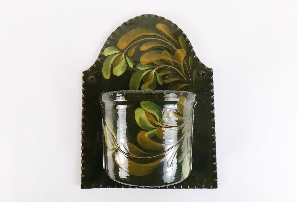 Lot 243: Eldreth Pottery Studio Art Pottery Wall Pocket/Vase