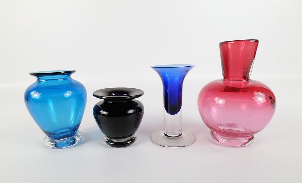 Lot 308: Lot of 3 Artist Signed Colored Glass Vases