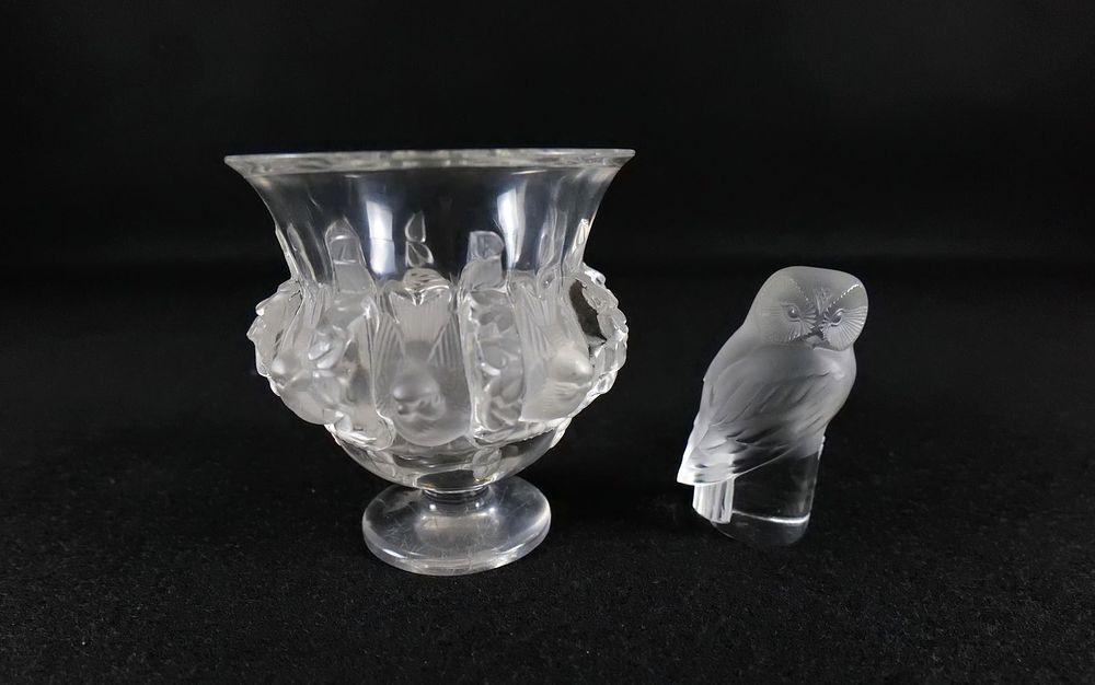Lot 321: Lot of 2 Lalique Crystal Pieces