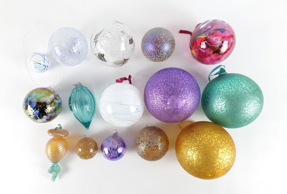 Lot 327: Group Lot of Hand Blown Art Glass Ornaments