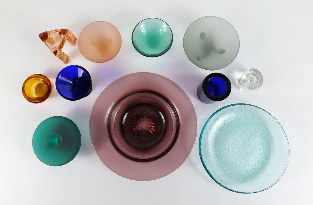 Lot 329: Lot of Mixed Colored Glass Pieces