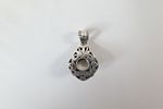 14K Akoya Pearl Jewelry and More. The lot includes mix of fine akoya pearl jewelry and more. Image - 9
