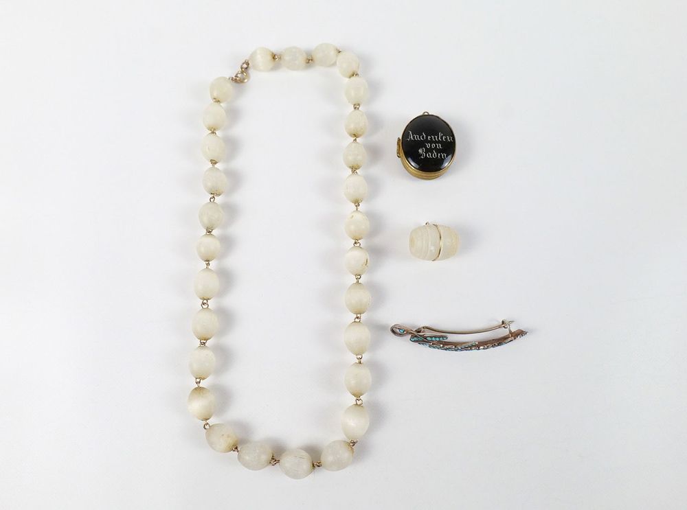 Lot 311: Group of 19th Century Souvenir Jewelry