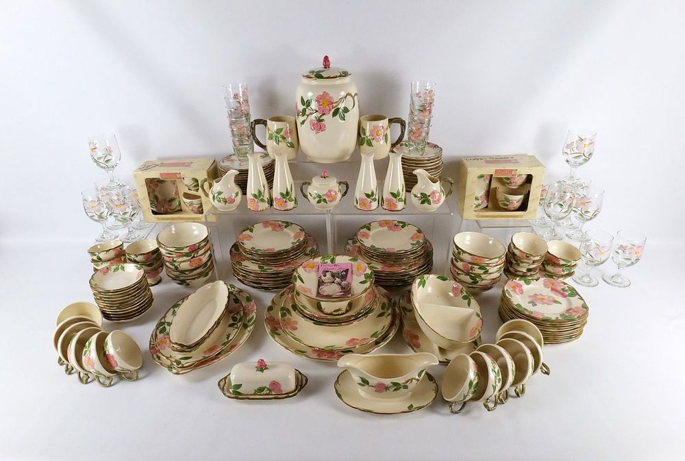 Lot 165: Franciscan Desert Rose Earthenware Dinnerware Set - Service for 12 plus Extras