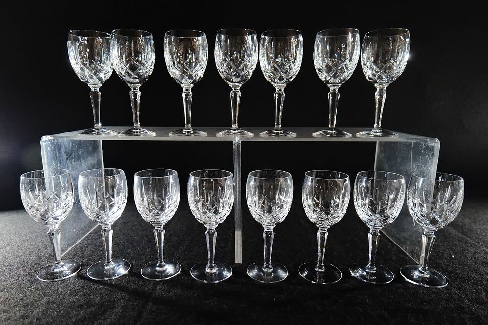 Lot 169: Lot of 15 Gorham Crystal Lady Anne Wine Glasses