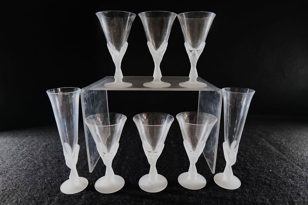 Lot 170: Lot of 8 Sasaki Crystal Glasses