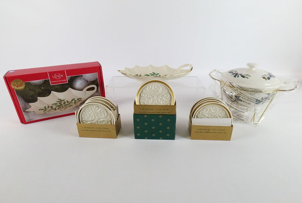 Lot 189: Group Lot of Lenox