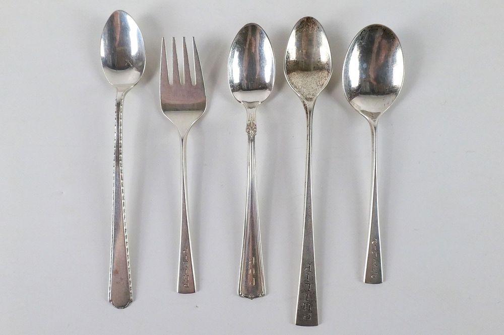 Lot 192: Lot of 5 Pieces of Sterling Silver Flatware