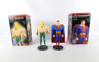 Lot of 2 DC Justice League Animated Series Maquettes. Lot of 2 DC Justice League Limited Edition 