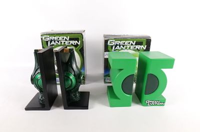 Lot of 2 Green Lantern Sculpted Resin Bookends. Both come with original boxes. Largest set 
