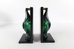 Lot of 2 Green Lantern Sculpted Resin Bookends. Both come with original boxes. Largest set Image - 2