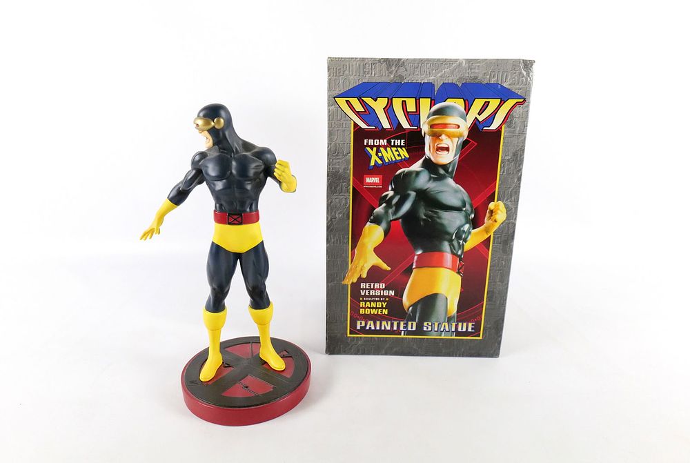 Bowen Marvel Cyclops Limited Edition Statue - Retro. Bowen Marvel Cyclops Limited Edition 