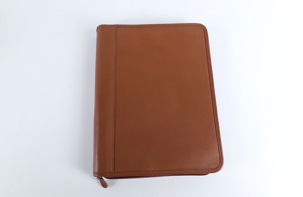 Lot 177: Vintage Coach Brown Leather Portfolio