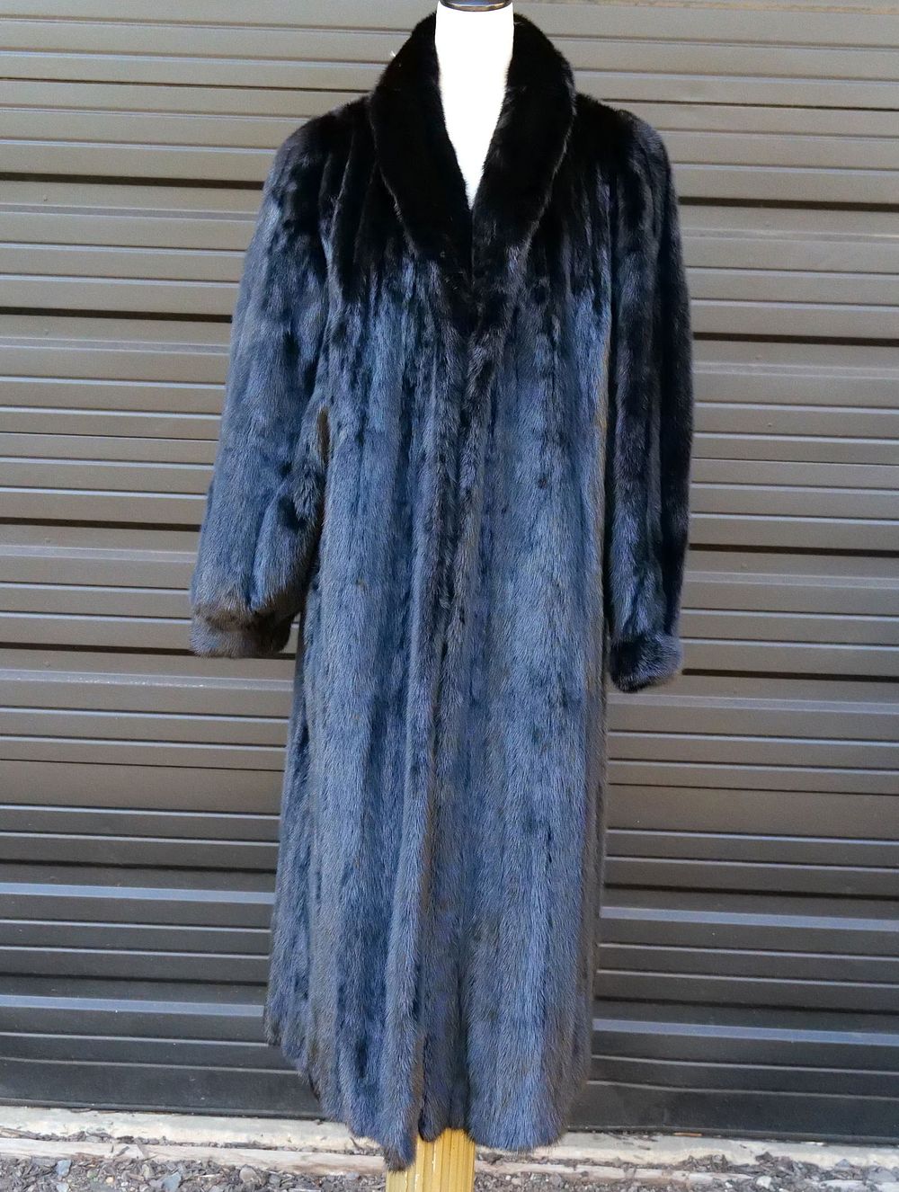 Lot 185: Vintage Mink Full Length Fur Coat