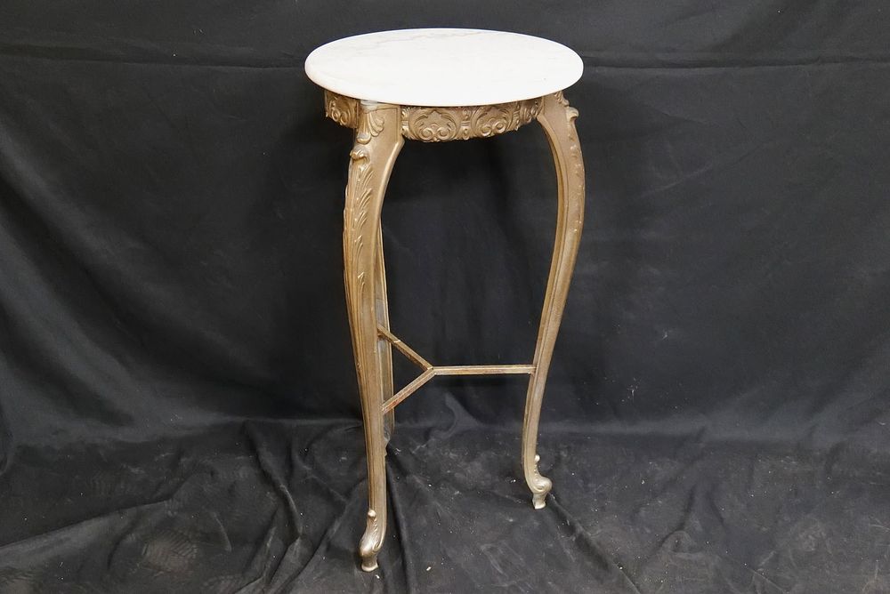 Lot 353: Marble Topped Metal Side Table/plantstand
