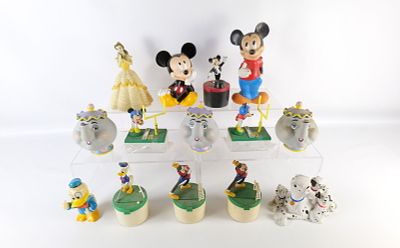 Lot of 14 Disney Plastic Banks. Including (2) Goofy Playing Soccer - One missing plug, Donald 