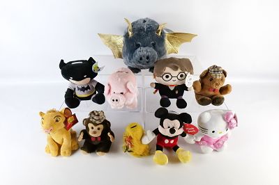 Lot of Plush Banks. Including Hello Kitty, Flying Pig, Mickey, Simba, Harry Potter, Monkey and 