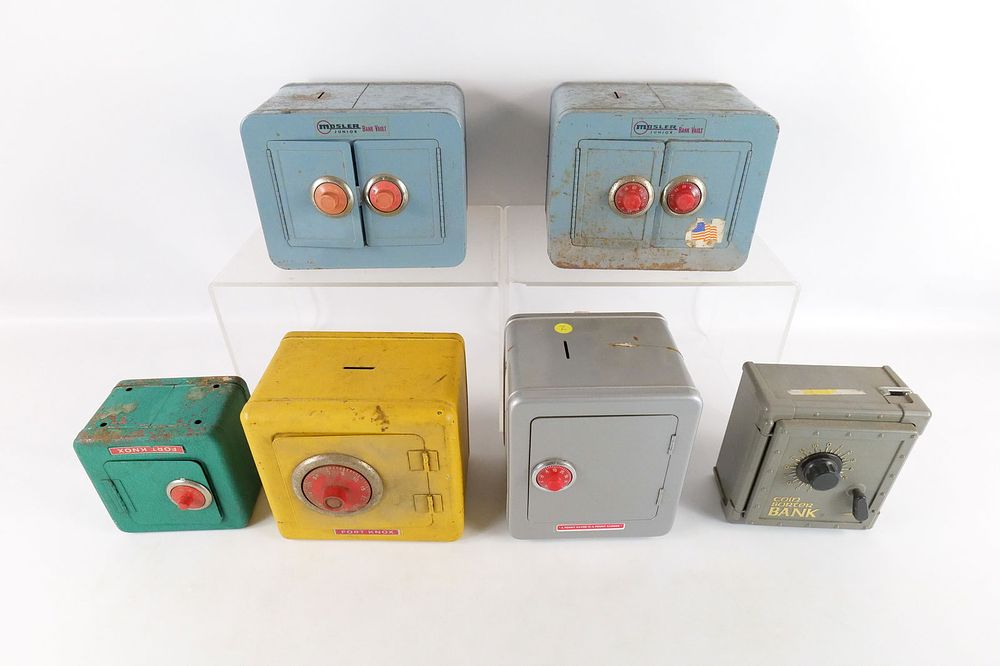 Lot 202: Lot of Combination Lock Banks