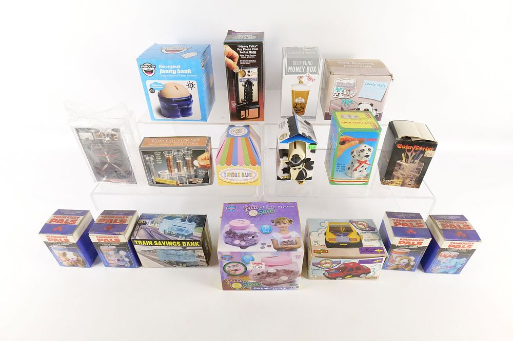 Lot 231: Lot of Novelty Banks in Original Packaging