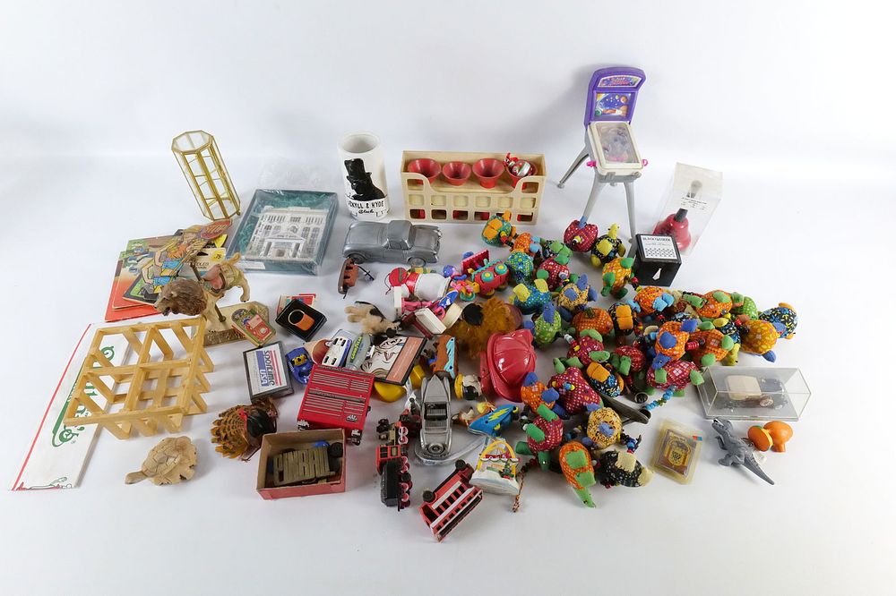 Lot 283: Group Lot of Toys and Collectibles
