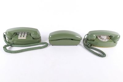 Lot of 3 Vintage Green Western Electric Telephones. Including Push Button Princess Telephone 