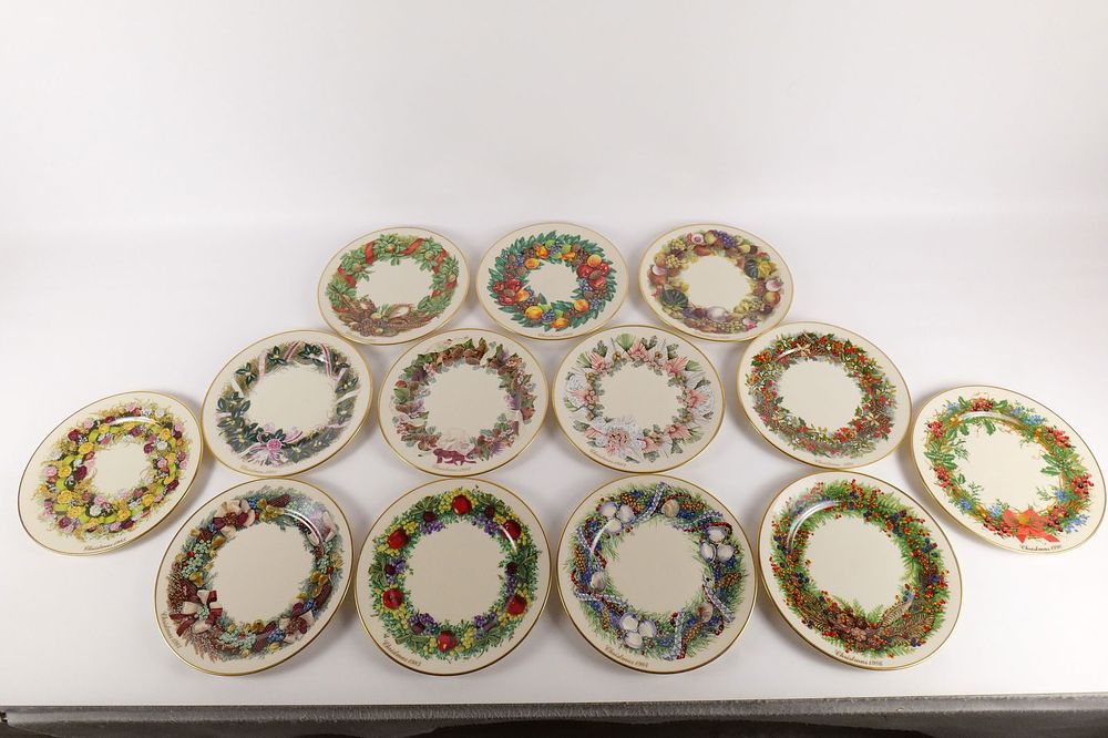 Lot 245: Lenox Annual Christmas Plate Lot