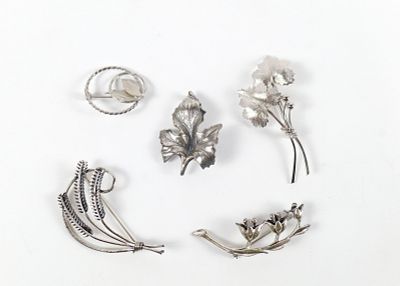 Lot of 5 Sterling Silver Pins. Including Double Leaf Pin by B&amp;B, Wreath Pin, Leaf Pin by 