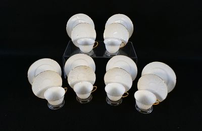 Shelley Bone China Dessert Set of 6. Includes Teacup, Saucer and Dessert Plate. Plate measures 