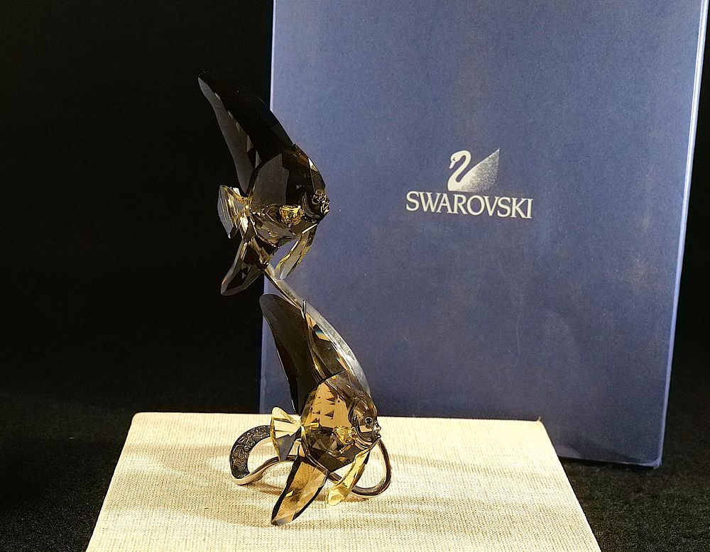 Lot 188: Swarovski Crystal Smokey Quartz Batfish Figurine