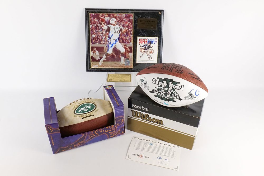 Lot 245: Lot of New York Jets Collectibles