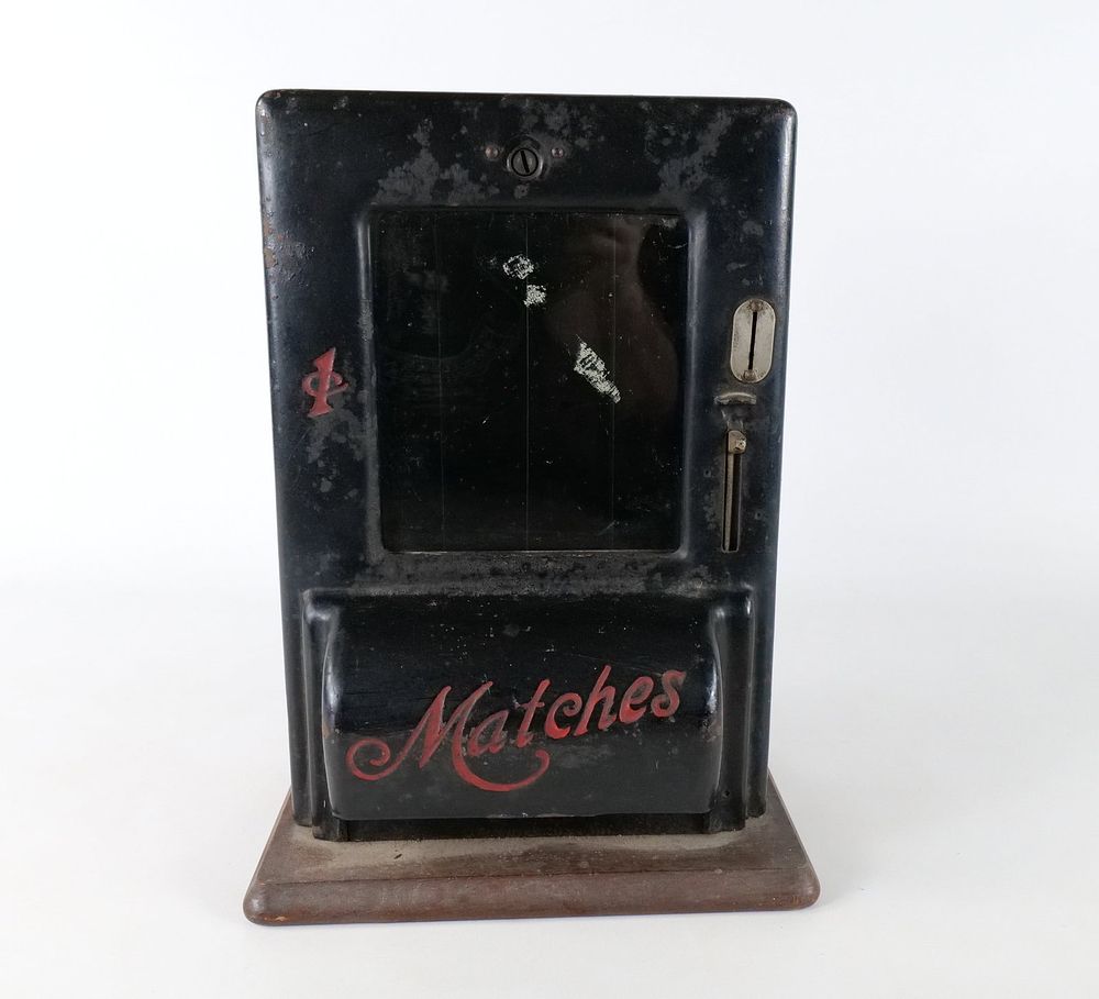 Lot 168: Antique 1910 Safety Match Vending Co. 1 Cent Cast Iron Penny Vendor