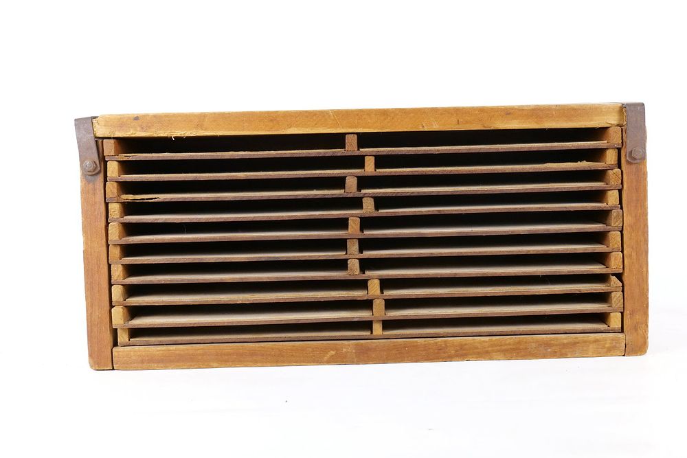 Lot 174: Antique Industrial Portable 10 Tray Specimen Chest