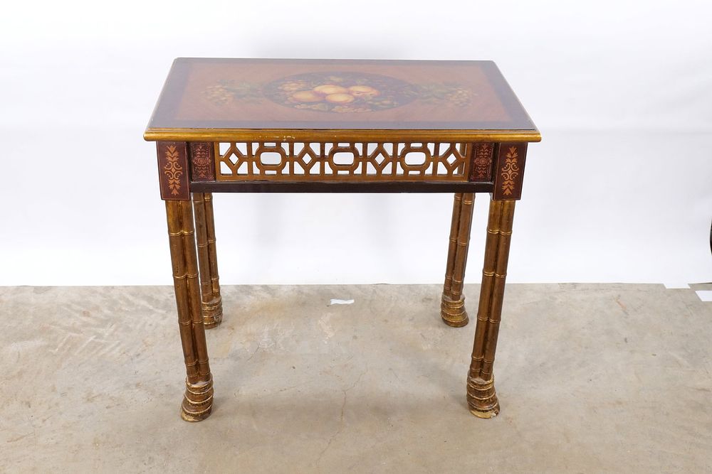 Lot 196: Chinoiserie Style Painted Accent Table