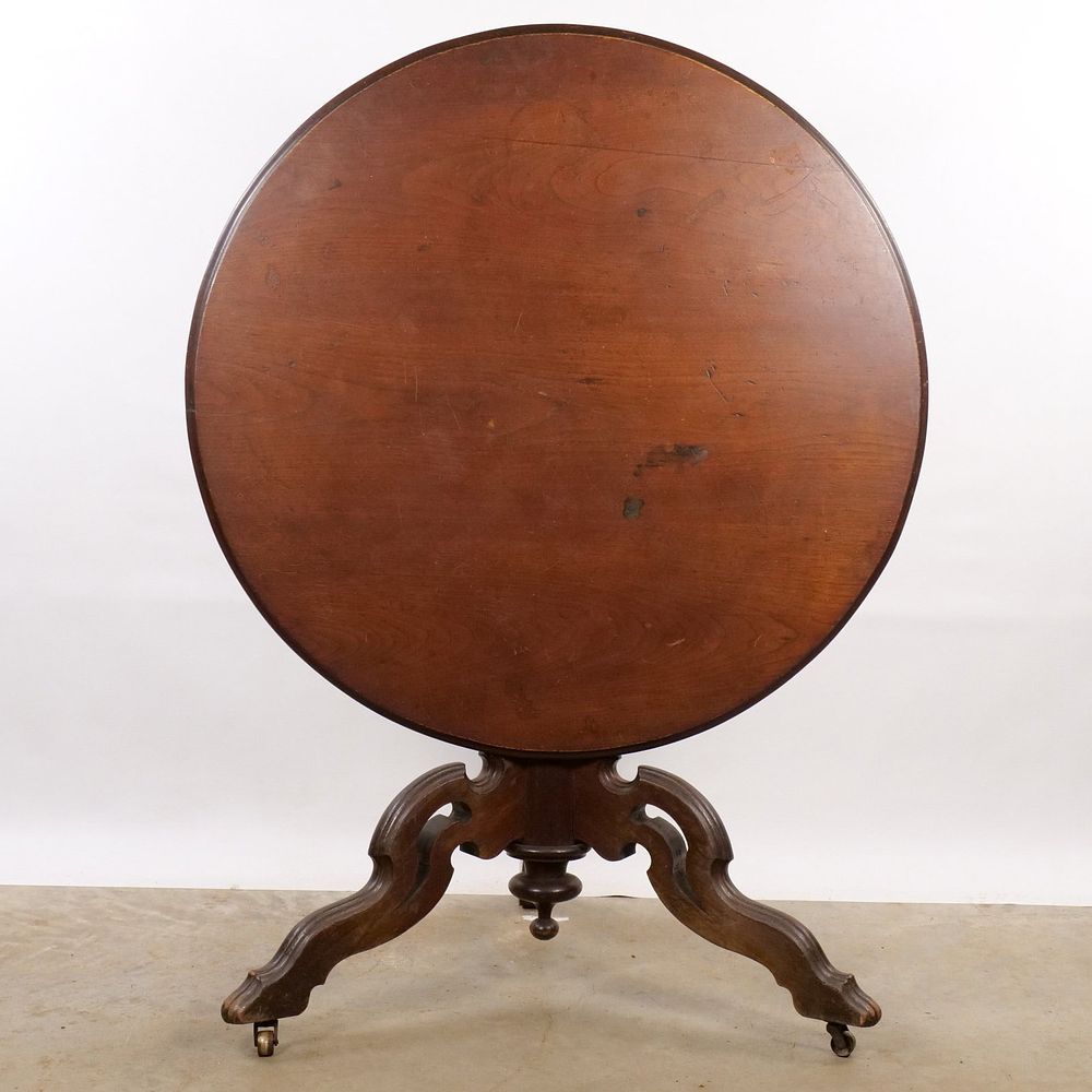 Lot 207: Antique Victorian Walnut Tilt Top Birdcage Tea Table