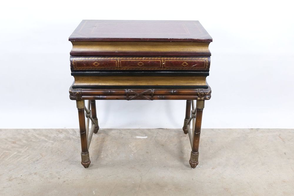 Lot 218: Vintage Faux Book Stack Side Table Trunk