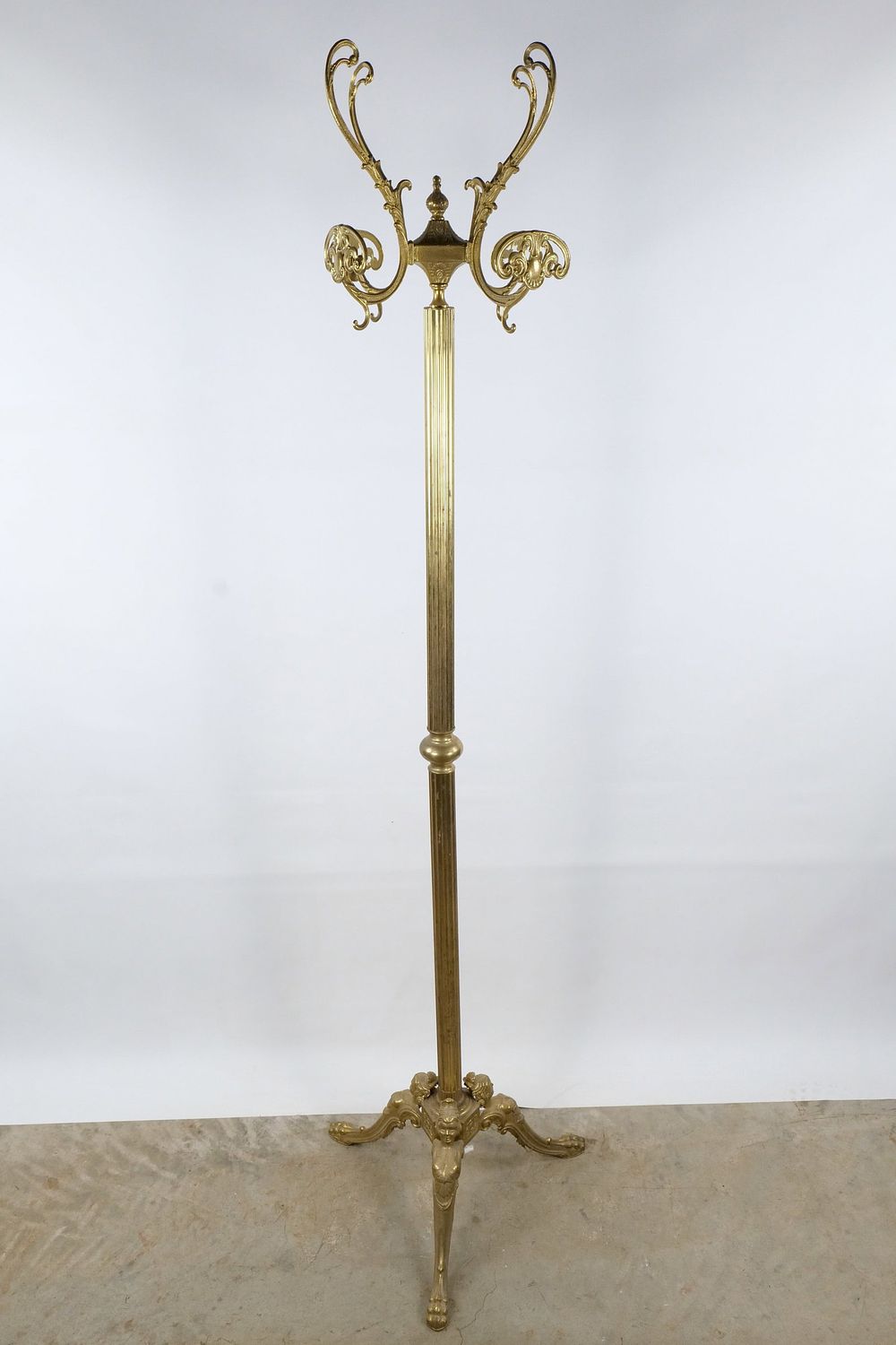 Lot 226: Vintage Italian Ornate Brass Coat Rack