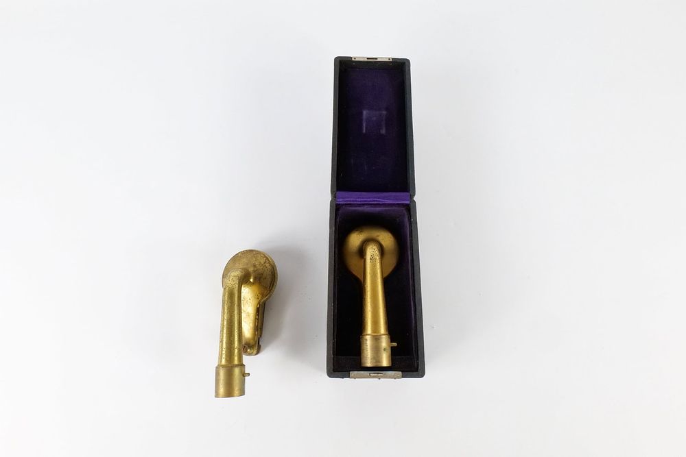 Lot 259: Pair of Antique Edison Brass Reproducers - Fishtail Style