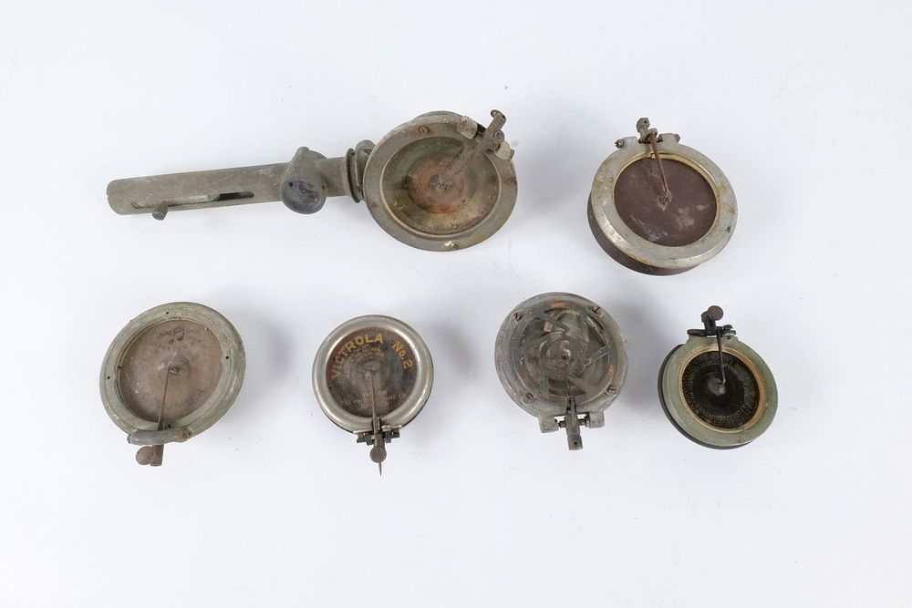 Lot 265: Lot of 6 Antique Phonograph Reproducers & Soundboxes