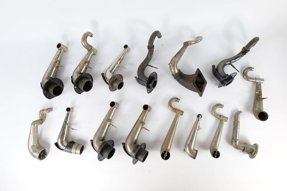 Lot 268: Bulk Lot of Antique Phonograph Tone Arms & Elbows