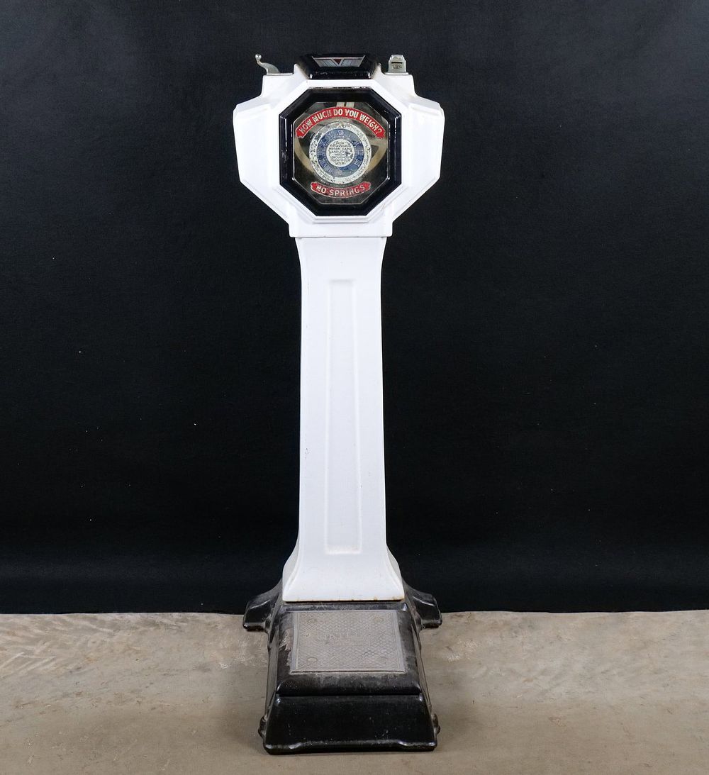 Lot 321: Vintage Watling "No Springs" Porcelain Penny Scale