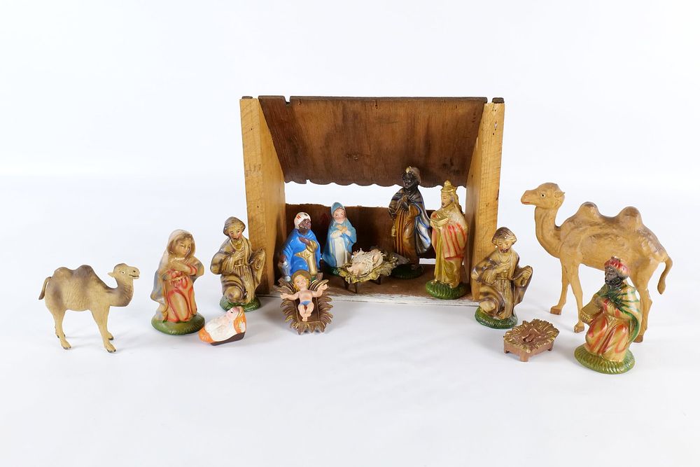 Lot 154: Christmas Nativity Scene