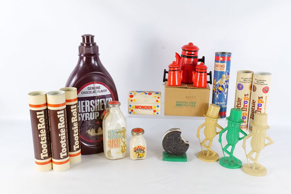 Lot 190: Lot of Advertising Banks