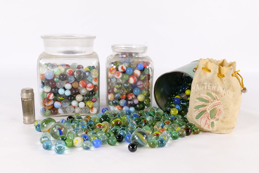 Lot 208: Lot of Marbles