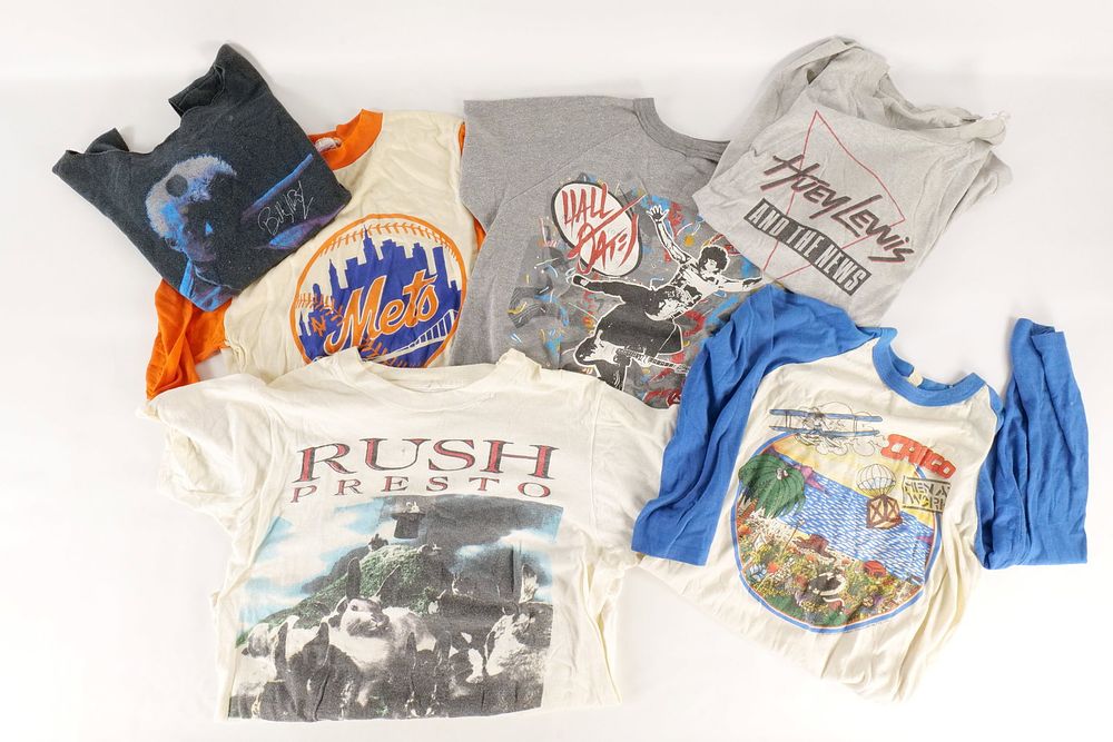Lot 229: Lot of Vintage T-Shirts